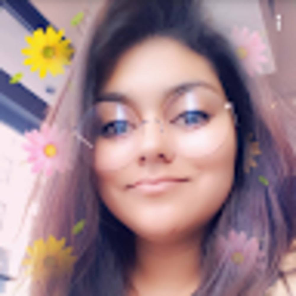 Meet your Posher, Monique